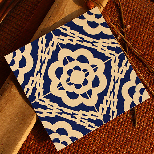 BowLift | Peel & Stick Vinyl Floor Multicolored Style Vinyl Floor with Matt Gloss