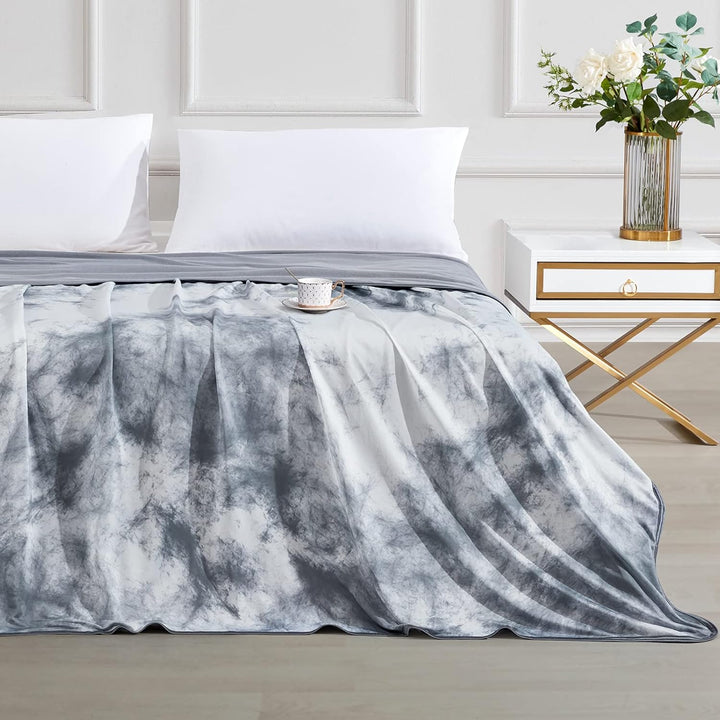 Tie-Dye Cooling Blanket – Q-Max > 0.5, Double-Sided & Stylish Color Gray | Bowlift