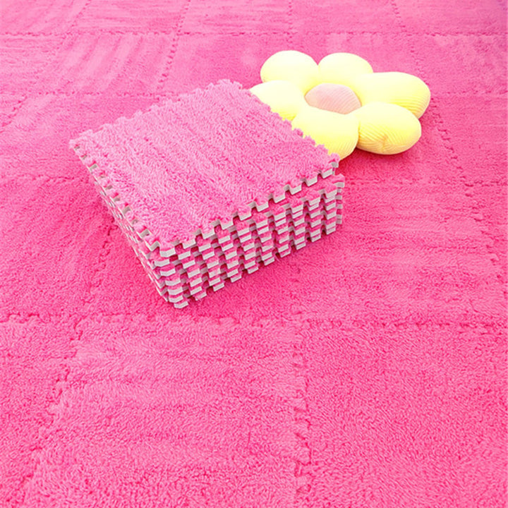 BowLift | Modern Tiles and Carpet Plush Cut Composite Non-Slip Carpet Tiles