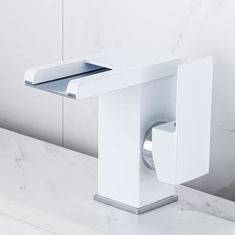 BowLift | Waterfall basin mixer tap square lever handle with LED three-color light