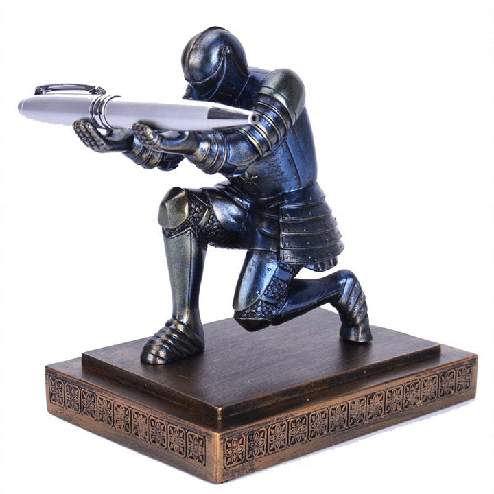 BowLift | knight pen holder