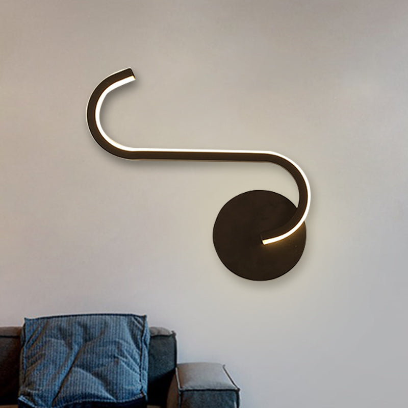 BowLift | Hook-shaped Metal Wall Light Simple LED Black Wall Lamp in Warm/White Light for the Living Room