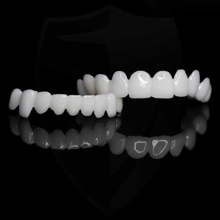 Cosmetic Tooth Toppers SmileShape – Reusable, Flexible and Naturally White | Bowlift