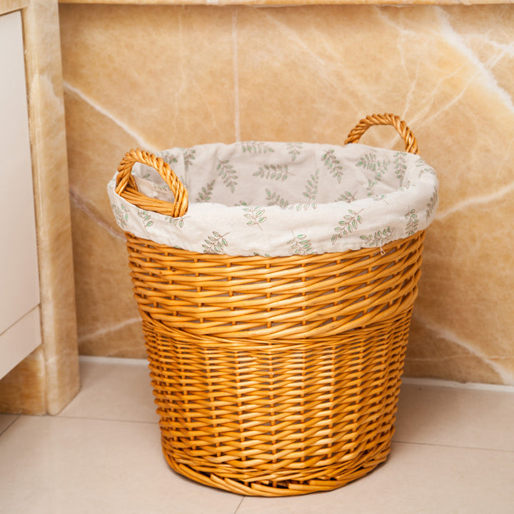 Women’s basket made of braided material with decorative inner lining Bowlift