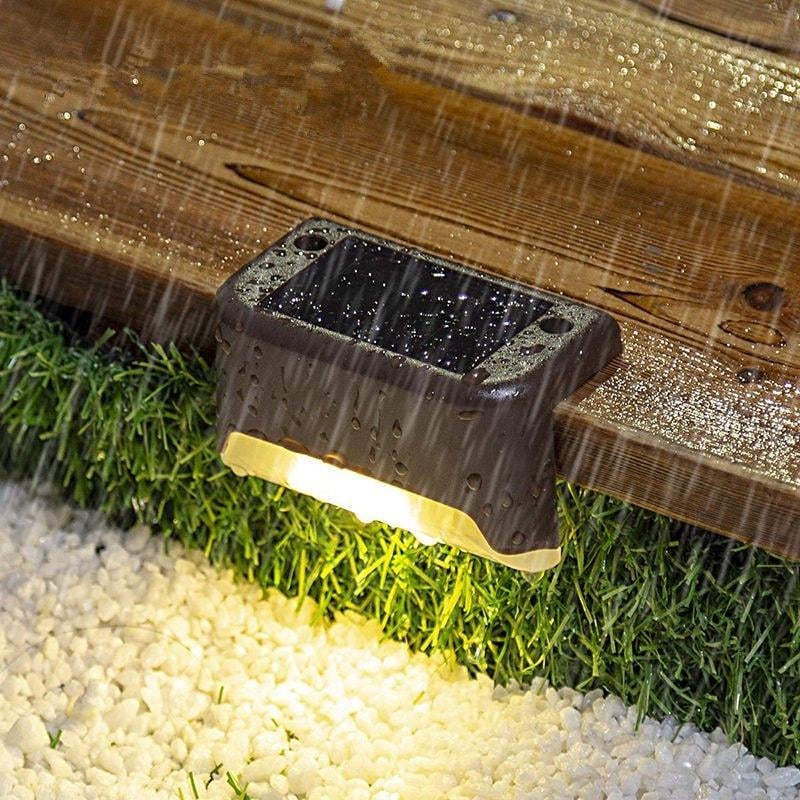 BowLift | Solar-Powered Outdoor Stair Lights