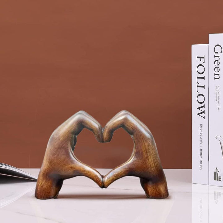 BowLift | Heart Statue