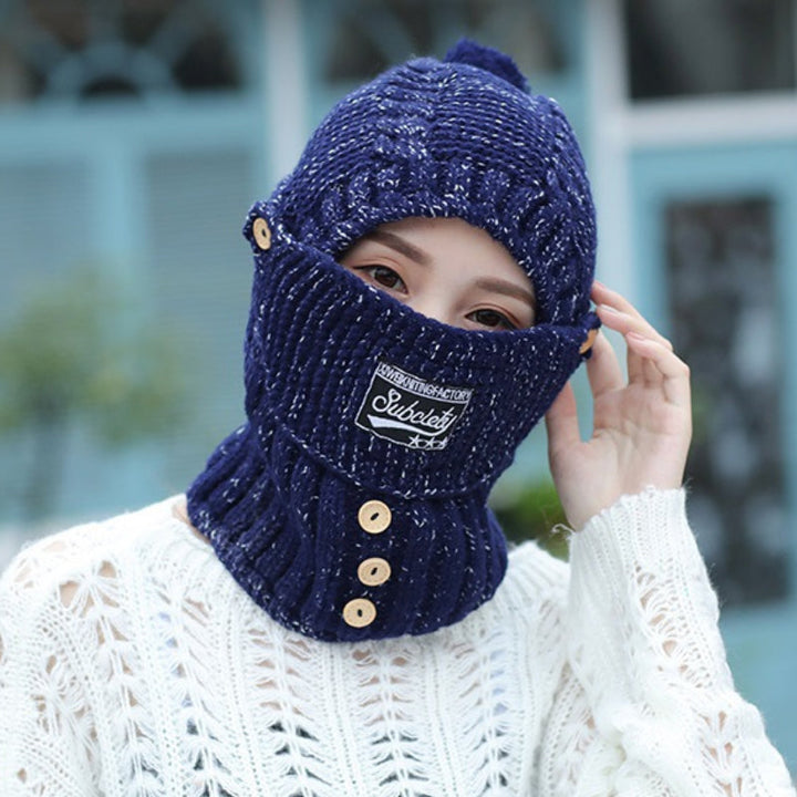 BowLift | Knitted Hat With Ear Protectors
