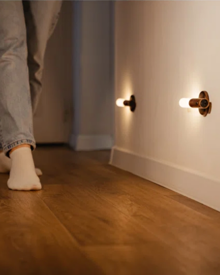 BowLift | Wireless Wooden Wall-Mounted Sconce