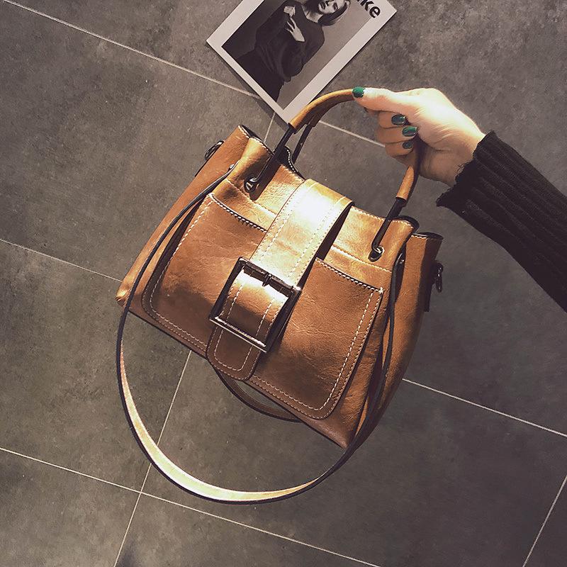 BowLift | New Retro Bucket Bag