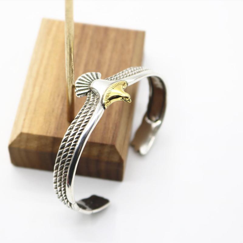 Bracelet in the shape of the special eagle | Bowlift