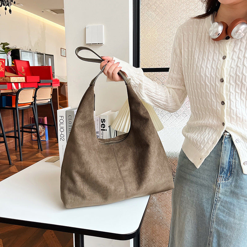 BowLift | Suede messenger bag with large capacity