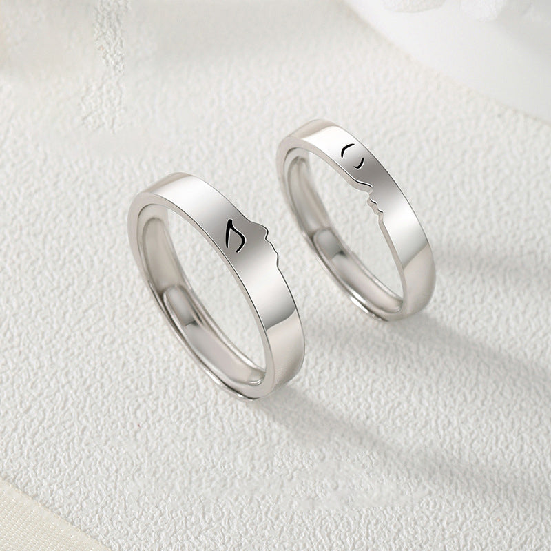 BowLift | Love at first kiss couple rings