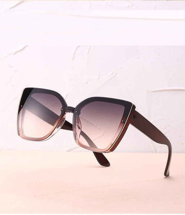 Billie Retro Sunglasses | Square & Trendy | Bowlift