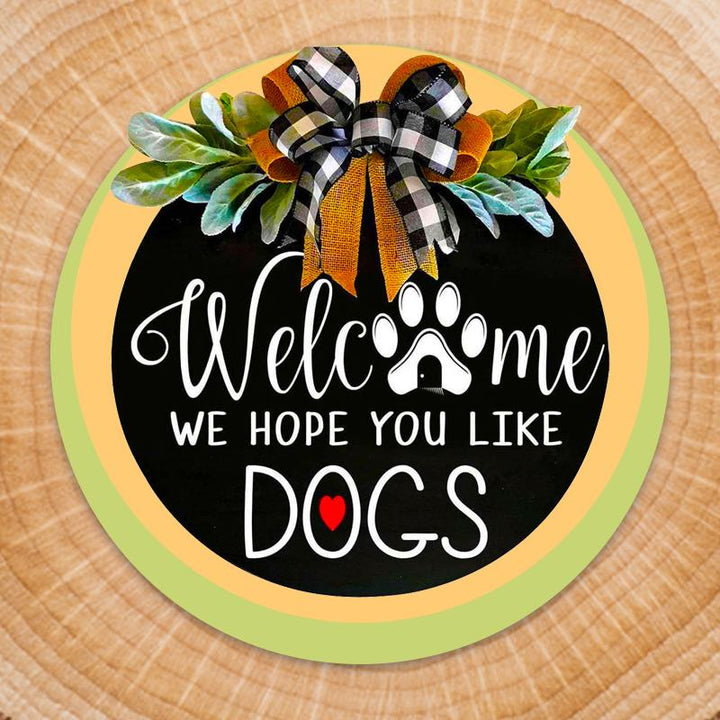 Wood Welcome Sign with Animals | Bowlift