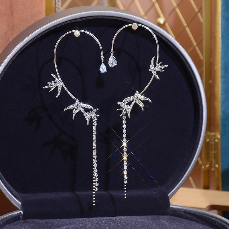 BowLift | Swallow Tassels Earrings
