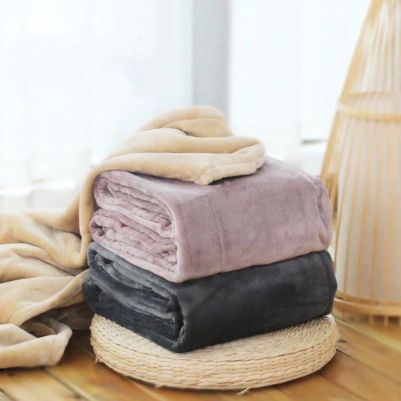 BowLift | Electrically heated flannel blanket with USB charging