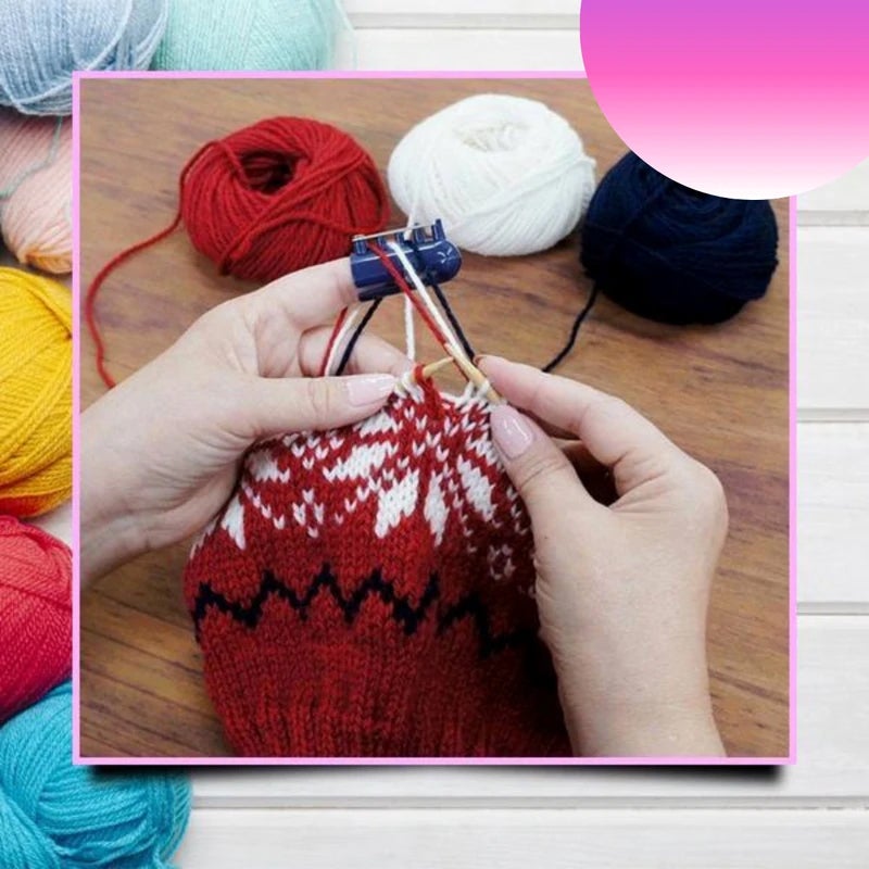 BowLift | QuickStitch Knitting Thimble Yarn Guide