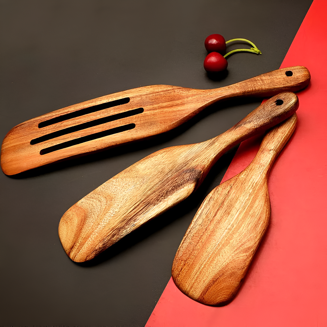 BowLift | PURETEAK – Kitchen utensil set made from 100% teak wood, pan-friendly & durable
