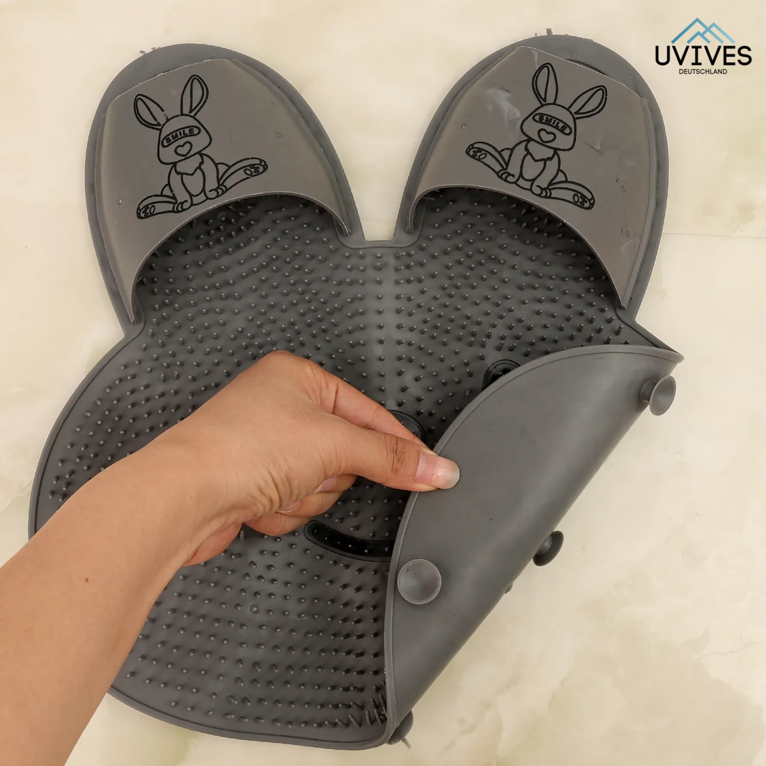 BowLift | FootFluff – Showering becomes foot wellness!