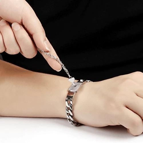 BowLift | Herzlott Bracelet & Necklace