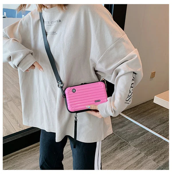 BowLift | Crossbody Bag Hard Shell Compact Shoulder Case