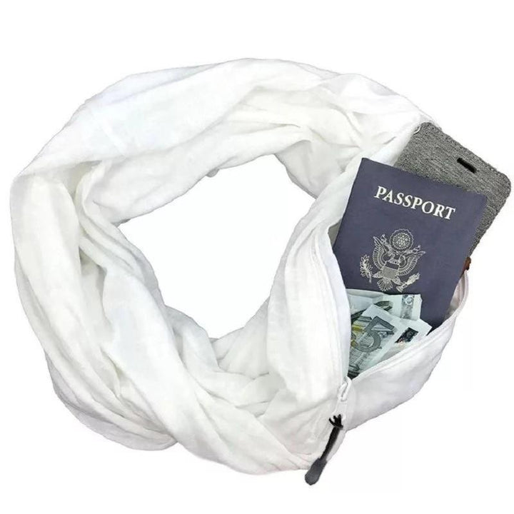 BowLift | Warm scarf with hidden pocket for winter
