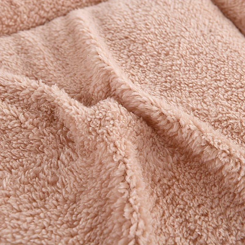 CozySoft - Luxury Fleece Blanket for Every Season Bowlift
