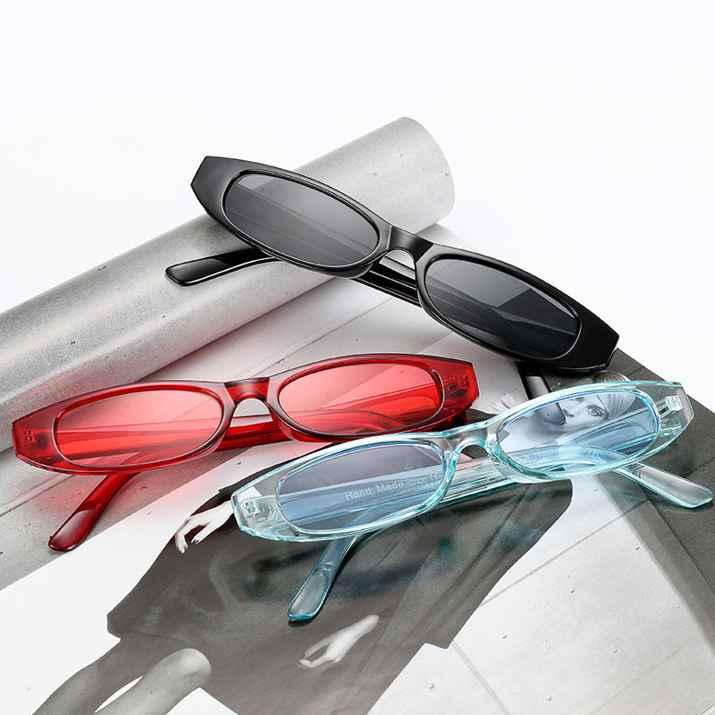 Ladies stylish sunglasses with modern design and narrow frame Bowlift