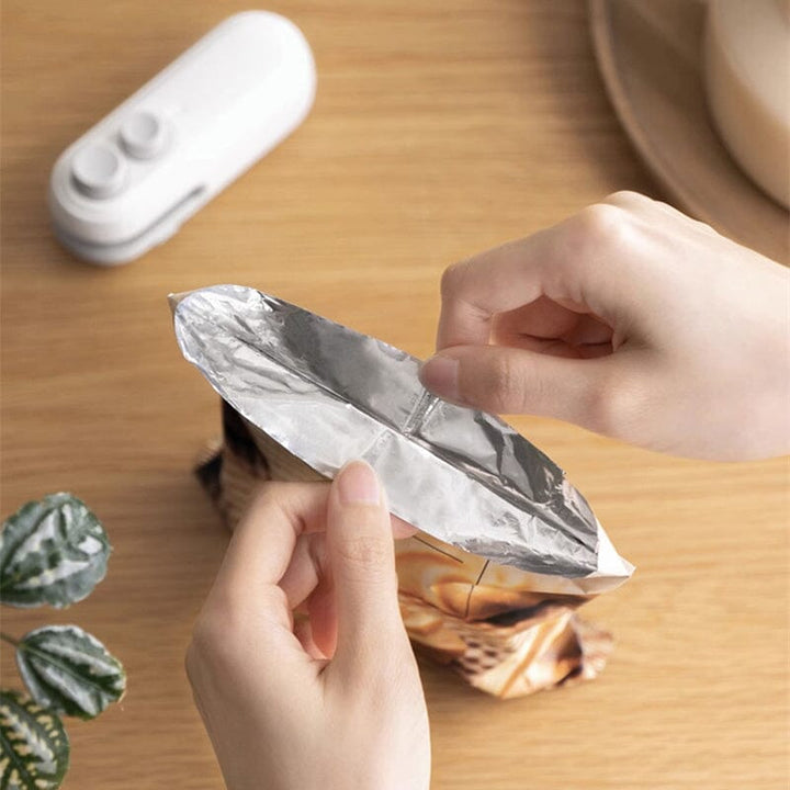 BowLift | Mini Handheld Chip Bag Sealer