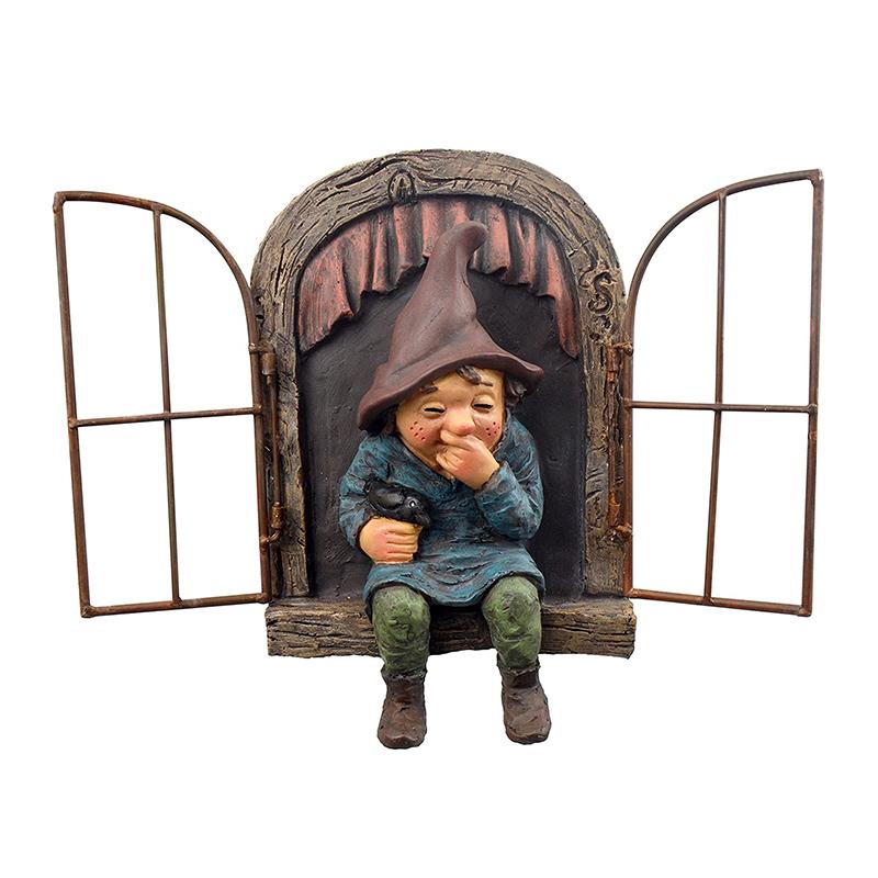 BowLift | Garden decoration of the gnome statue