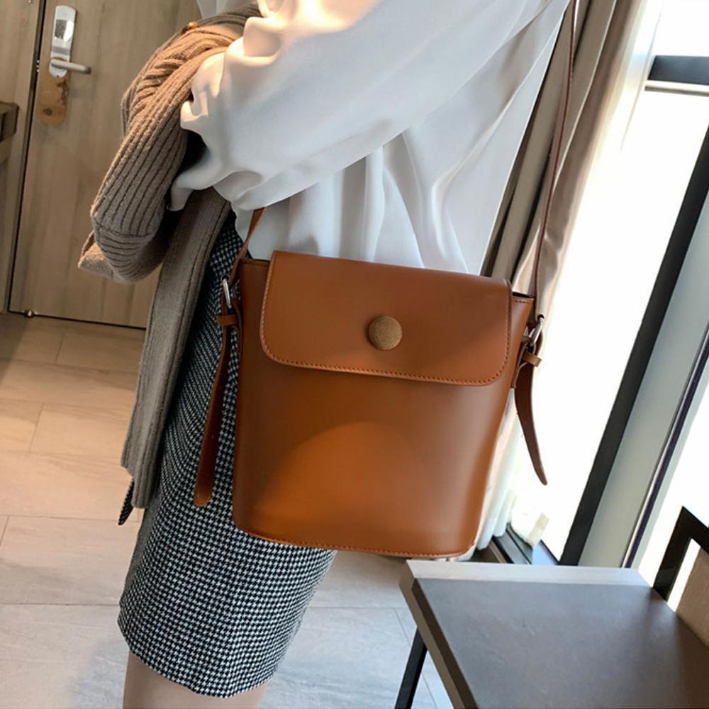 Drawstring bag made of PU | Bowlift