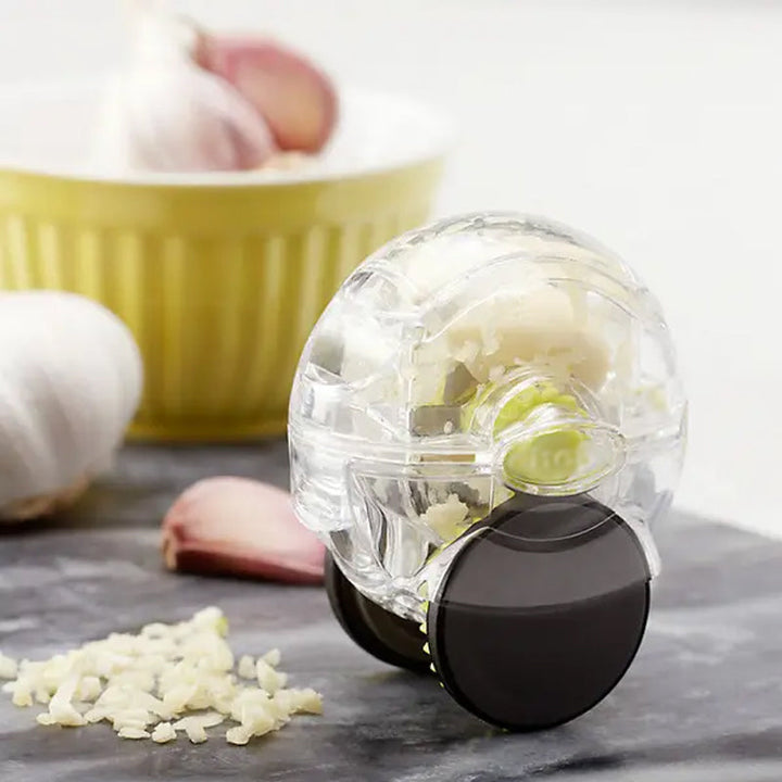 BowLift | Mini Garlic Crusher