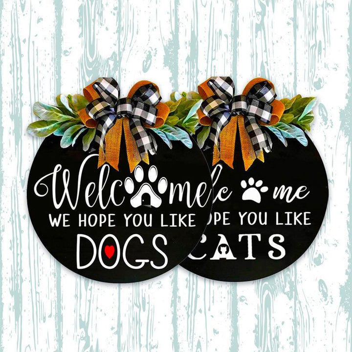 Wood Welcome Sign with Animals | Bowlift