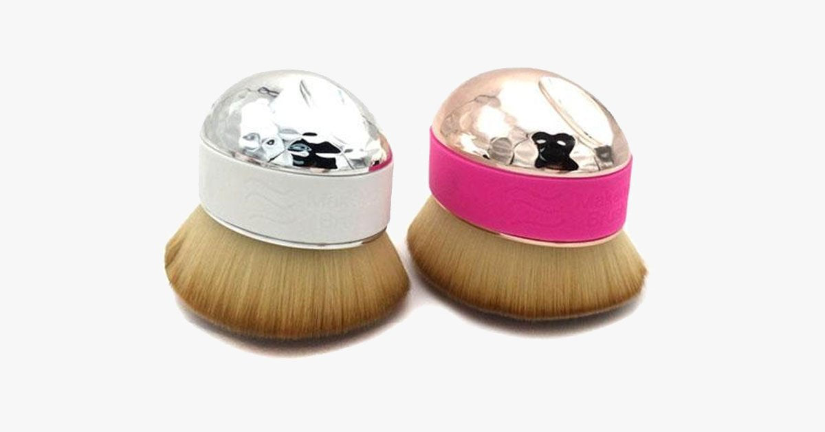 BowLift | Easy-to-use Palm Oval Brush for perfect blending of makeup