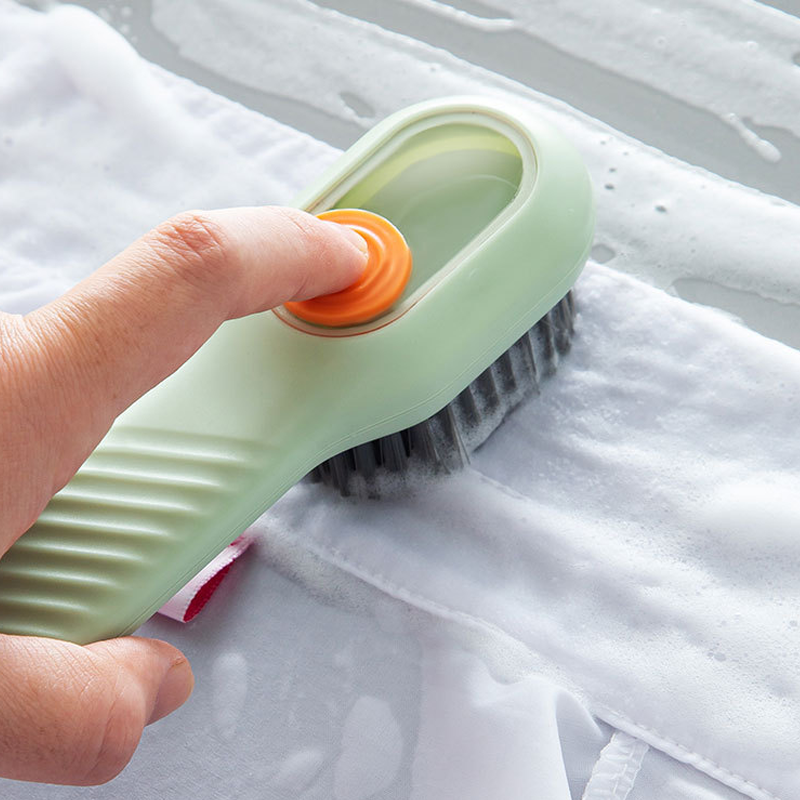 BowLift | Household brush with soft bristles