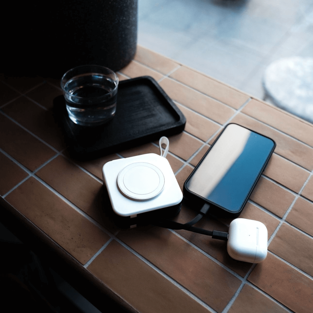 PowerGo Pro – Wireless Fast Charging Power Bank | Bowlift