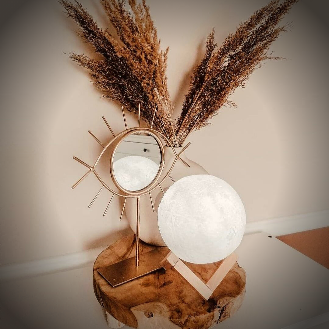 Moon Lamp Bowlift