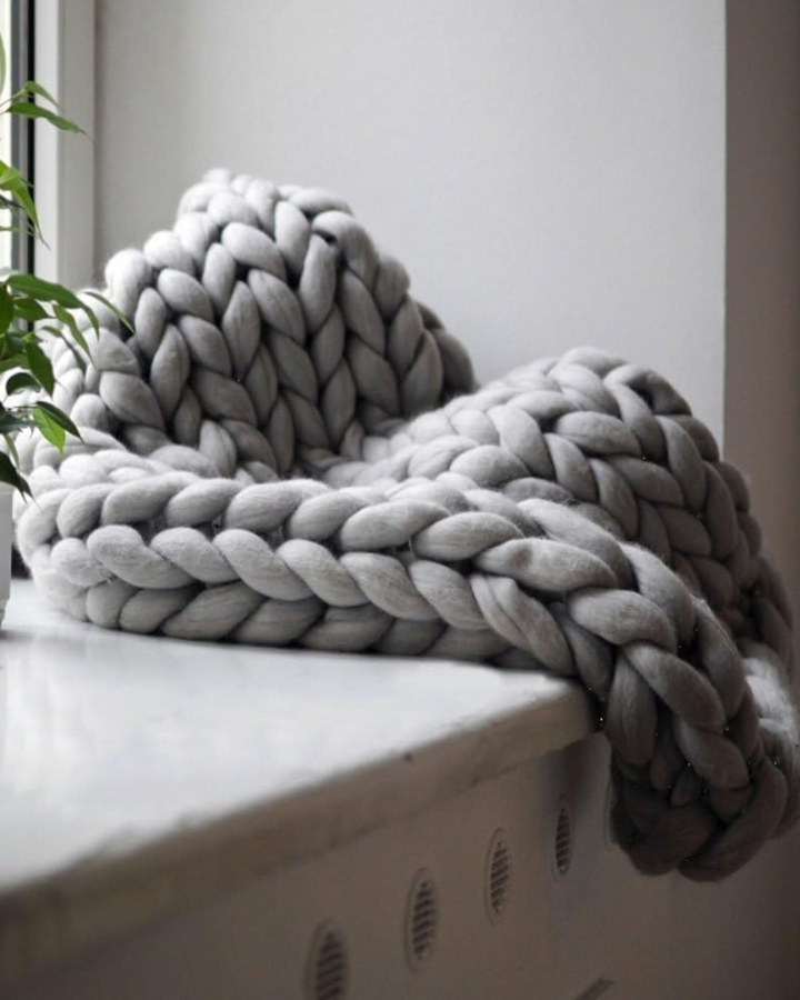 BowLift | Knitted Asymmetrical Women's Sweater