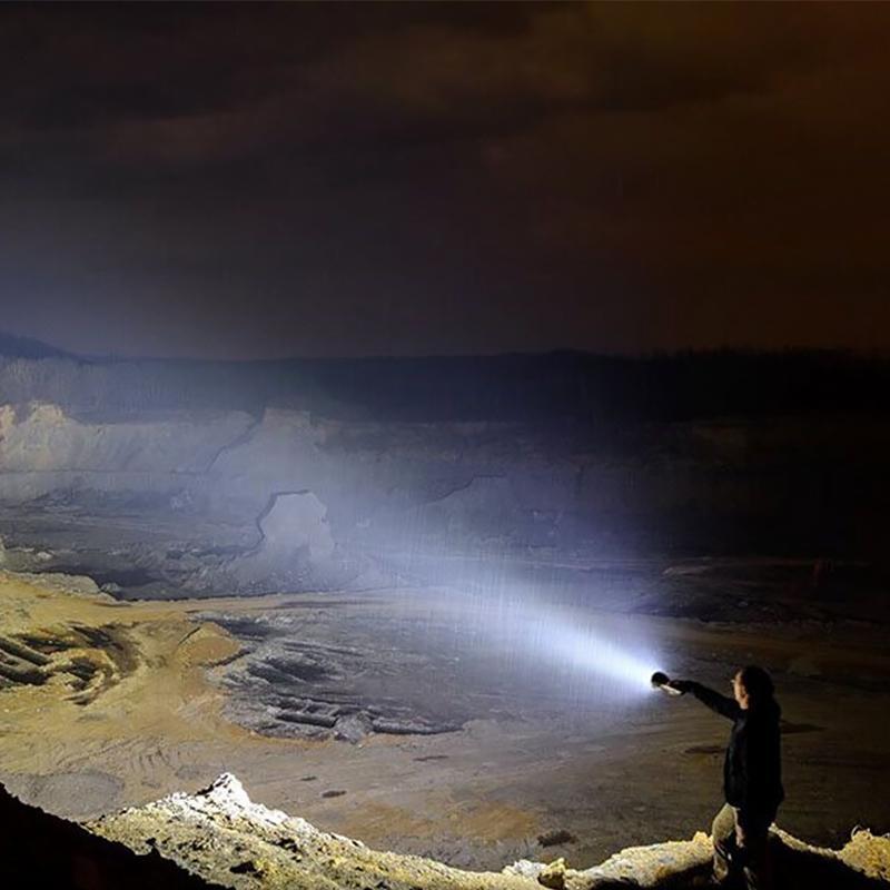 Super Bright Flashlight | Bowlift