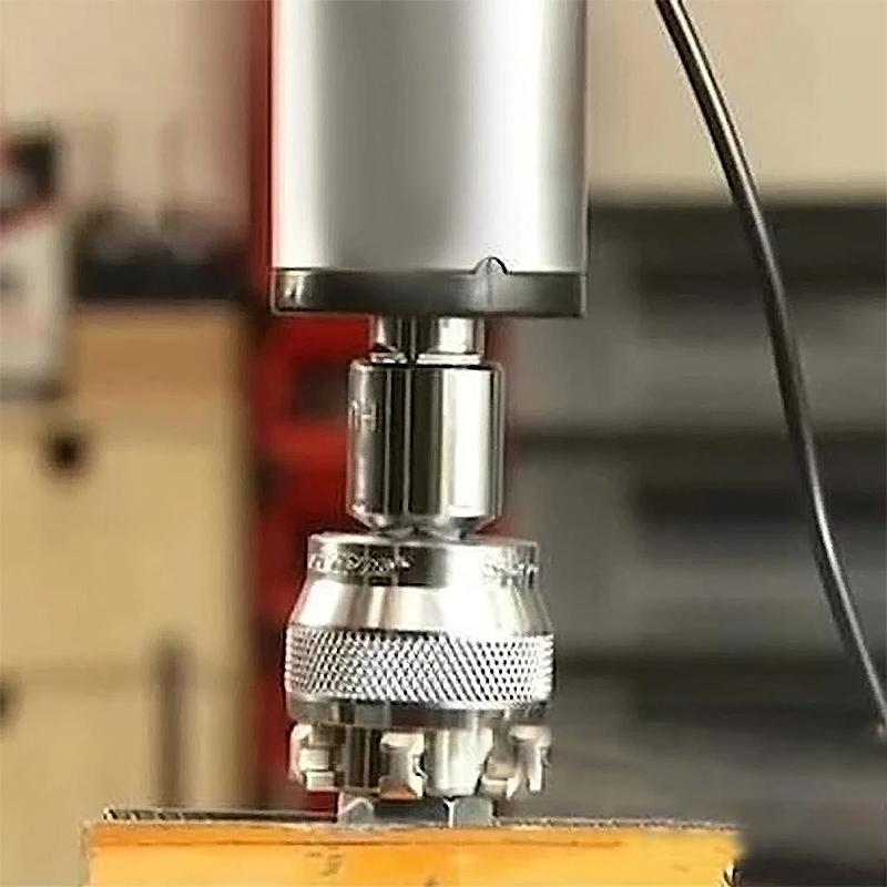Universal adjustable magic nut socket key | Bowlift