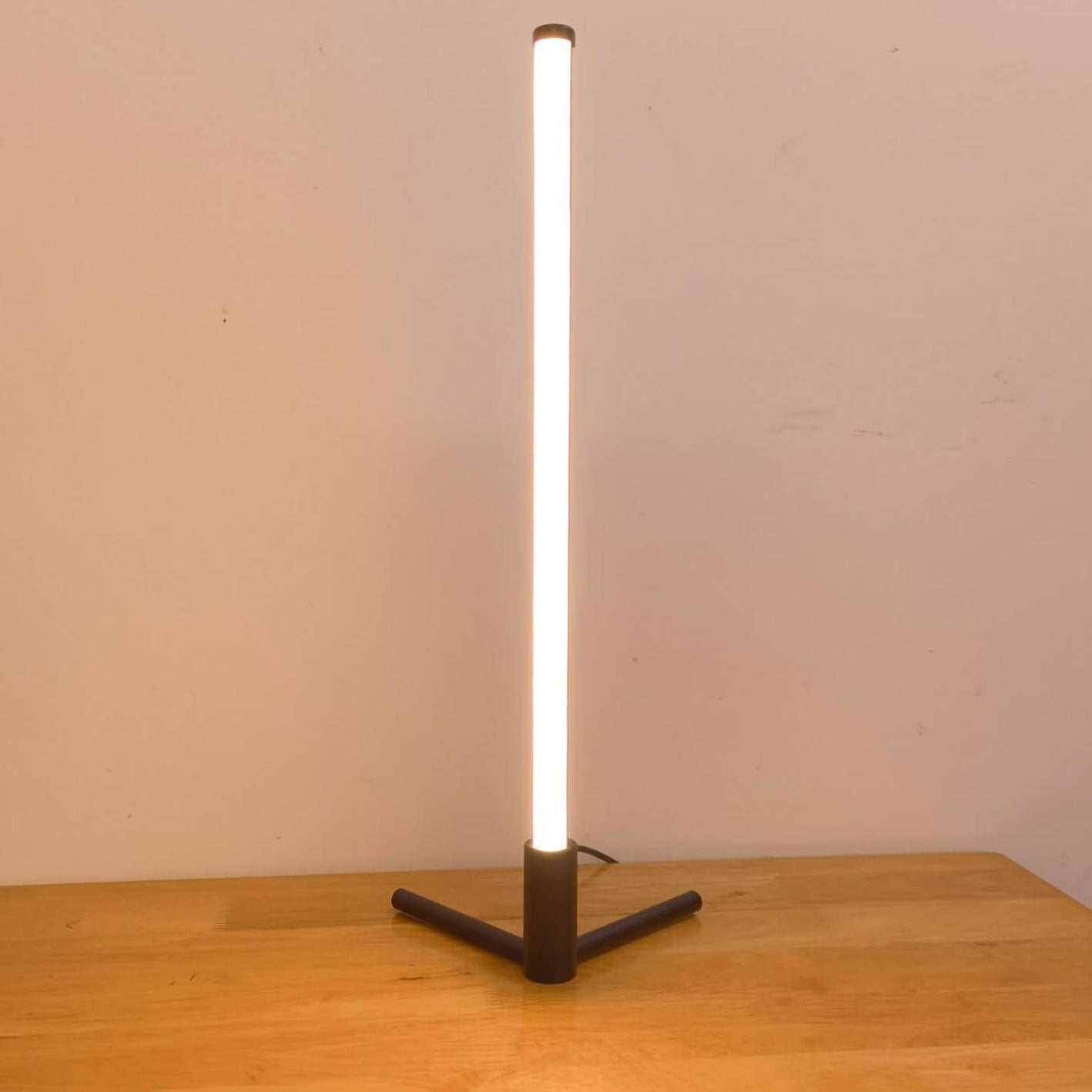 BowLift | Luminix Bar LED Table Lamp | Minimalist Design | Night Light & Ambient Lighting | Modern & Decorative