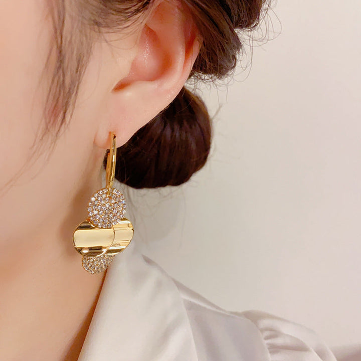 BowLift | Crystal Radiance Round Tassel Earrings