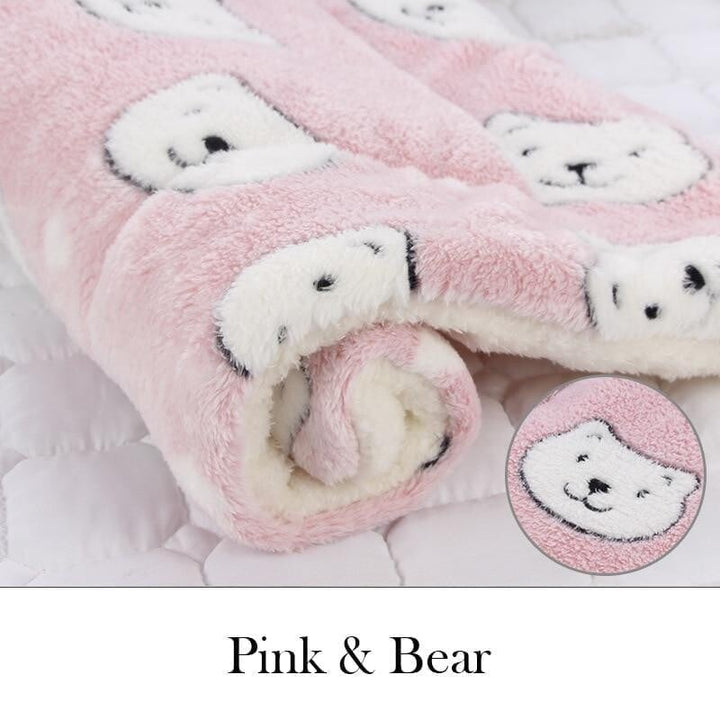 BowLift | Comfortable and Calming Cat Blanket A Variety Of Designs And Colors Are Available