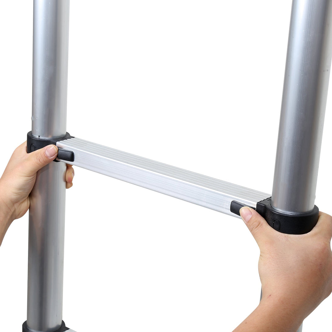 Telescopic ladder with 2 detachable hooks | Bowlift