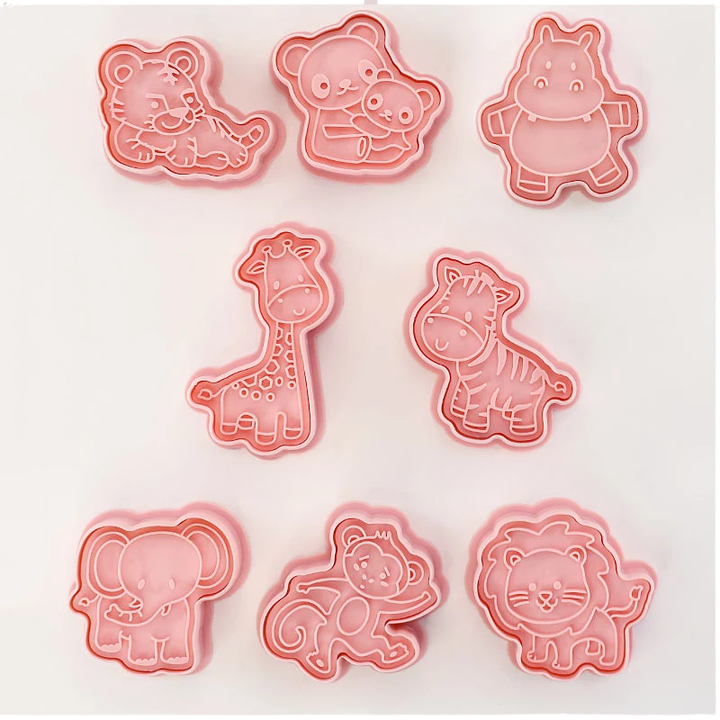 8pcs 3D Cartoon Cookie Cutters Pressable Biscuit Mold Cookie Stamp Set | Bowlift
