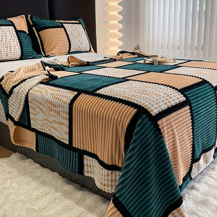 BowLift | Luxurious Flannel Blanket - Comfort for Every Season
