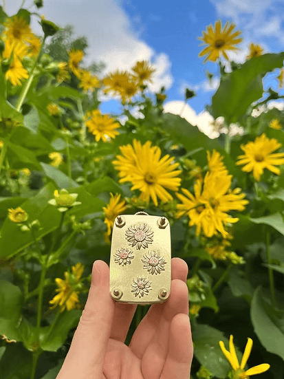BowLift | FloraKeep – Keep your beloved flowers fresh forever!