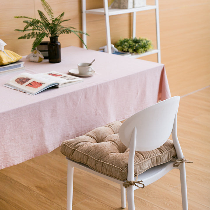 High-quality velvet seat cushion with square tufting and thick padding Bowlift