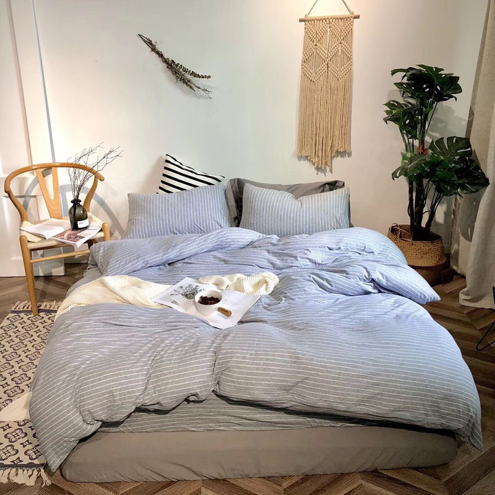 Striped Linen-Feel Duvet Cover Set with Pillowcases