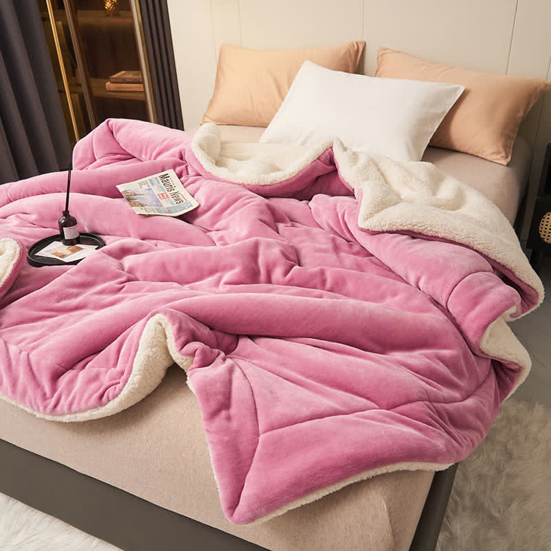 BowLift | Solid thick double-sided velvet cube blanket